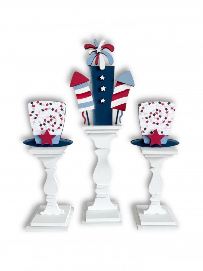 Unfinished kit is 6.5" on middle popsicle and includes wooden MDF:
*1 - fireworks with overlays
*2 - Uncle Sam hats with overlays
*2 - large stars
*3 - small stars